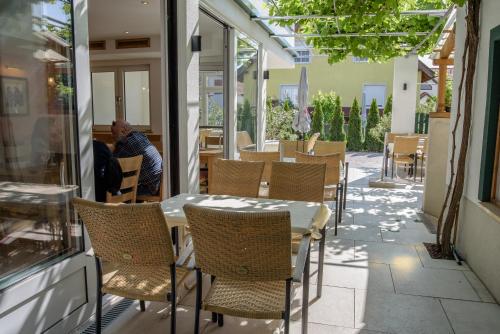 Afbeelding uit fotogalerij van Hotel Zachs in Sankt Margarethen im Burgenland