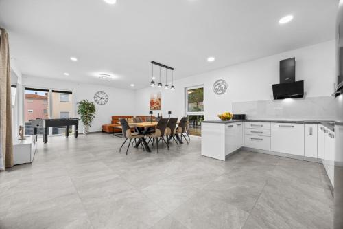 Modern Vila Tamara in Medulin by Istrabook