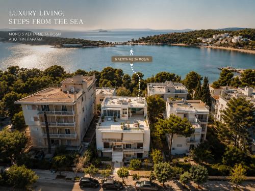 Vouliagmeni Square Residence Elegant Riviera Stay