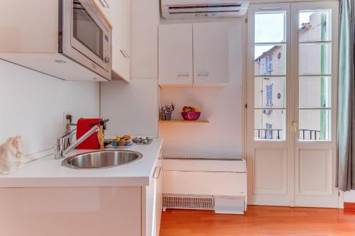 PIAZZA GRIMALDI AP4519 by Riviera Holiday Homes