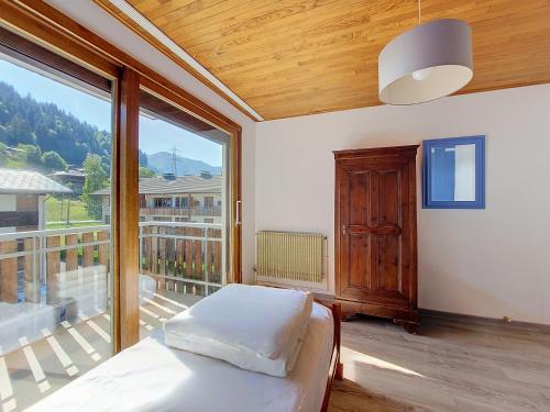 APPARTEMENT LUMINEUX AVEC 2 BALCONS - MORZINE - 6 PERSONNES - NANTAUX 17 B