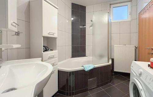 Lovely Apartment In Sibenik With House Sea View