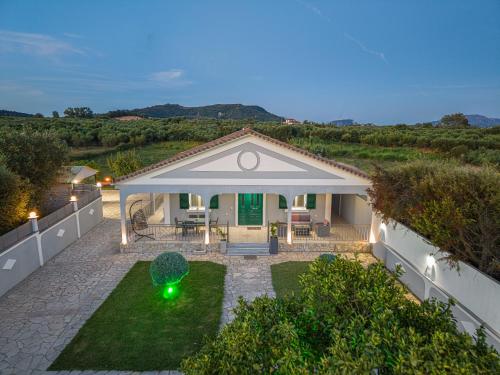 Vozaitis Family Villa