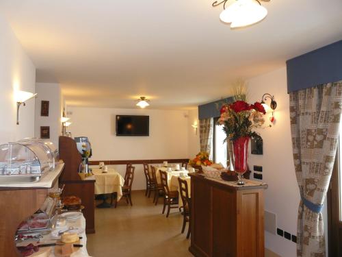 Restoran atau tempat lain untuk makan di Affittacamere Verger Plein Soleil