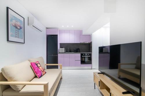 Jia Modern Studio with Balcony & Close to Monastiraki