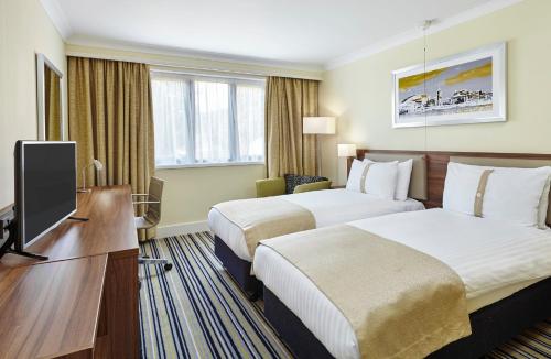 Holiday Inn Cardiff North M4 Jct 32 by IHG photo 39