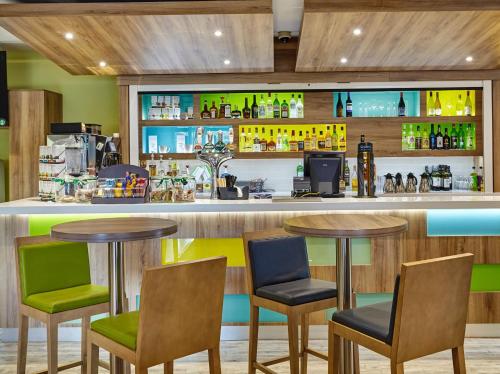 Holiday Inn Cardiff North M4 Jct 32 by IHG photo 41
