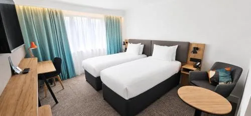 Holiday Inn Cardiff North M4 Jct 32 by IHG photo 11