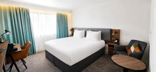 Holiday Inn Cardiff North M4 Jct 32 by IHG photo 17
