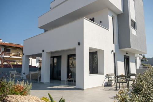 Amare Apartments Pefkochori