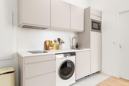 Bright & Charming 1 Bedroom