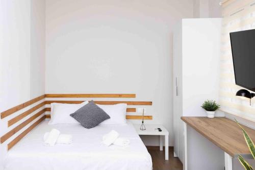 Modern Athens stay near to Metro with fast Wi-Fi