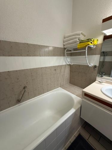 Appartement Port de Hyères 4 personnes
