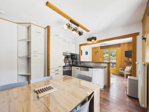 Appartement lumineux avec terrasse, parking et WIFI aux Gets