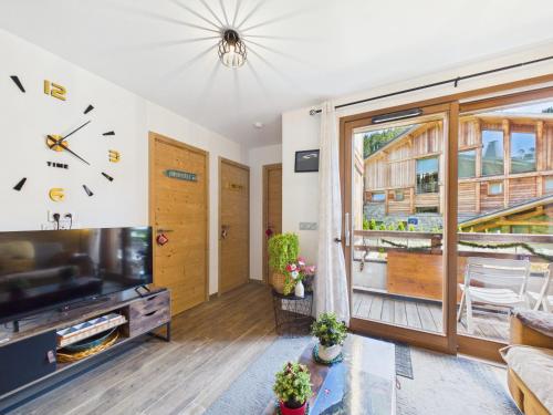 Moderne appartement 4 pers avec balcon sud, parking et WiFi - à 200m des pistes et navette