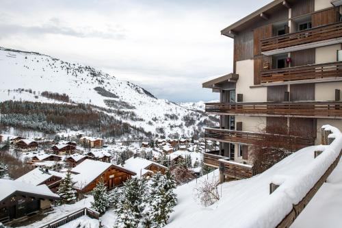 Appartement familial, Vue montagne