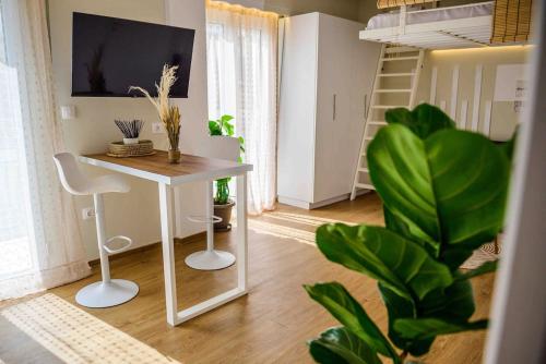 Bright Apartment Near to Metro