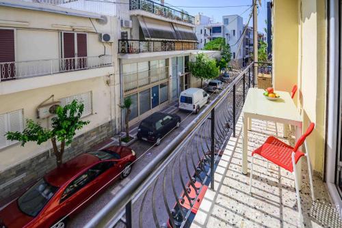 Bright Apartment Near to Metro