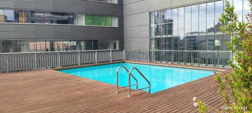 Nice duplex apartment with free pool and garage