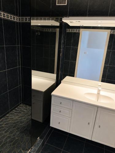 Élégant appartement avec vue sur les iles