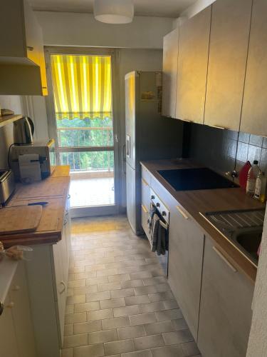 Cozy apartment with AC, parking and terrace