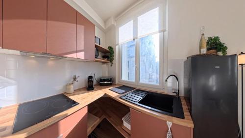 New bright two-room apartment, Buttes-Chaumont & Canal l'Ourcq
