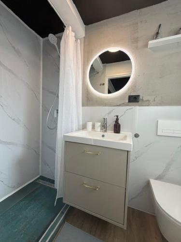 Nagel Room