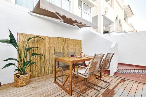 Relaxing Oasis for Digital Nomads with Pool