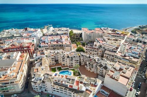 Modern Relax Oasis with Pool, 150m from the Sea