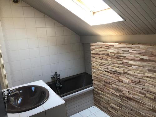 Family home, Pleasant and ideally located