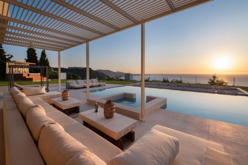 Monte Smith Luxury Villas