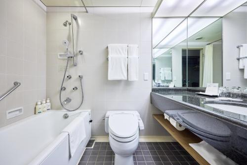 ANA Holiday Inn Tokyo Bay by IHG