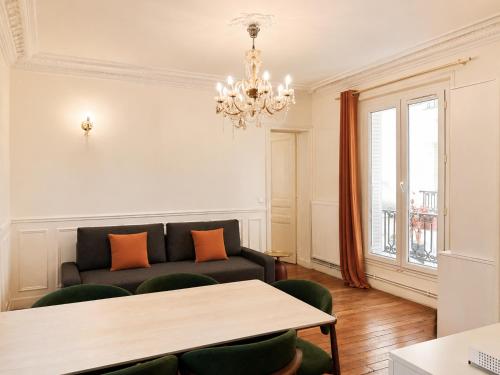 Quartier Nation 2 Bedroom Apartment with Netflix