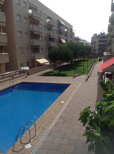 Bazén v ubytovaní Apartamento Relualhu alebo v jeho blízkosti
