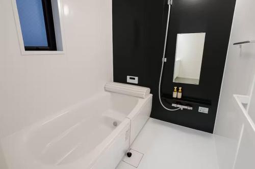 Wholly Nest 5-min Tsuruhashi 4BR 8