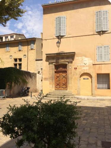 Élégant appartement centre historique aux en provence