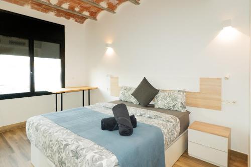 Private Terrace & Jacuzzi & Sleeps Six