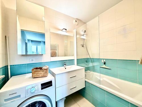 Modern renovated 1 bedroom apartment in Antibes