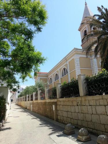 Apartment in centre of Novalja, 4-6