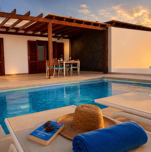 Happy Villa - Piscina y Amplia Terraza Soleada