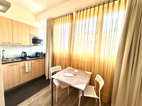 Leon studio apartment in Vienna,three sleeping places