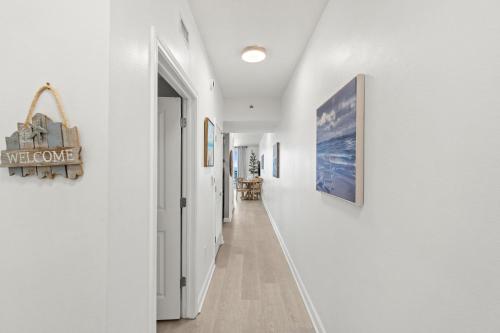 Gulf-front Shores of Panama 3rd Floor RENOVATED - Beach Service Included photo 68