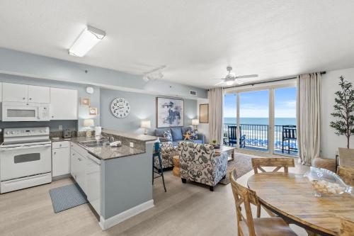 Gulf-front Shores of Panama 3rd Floor RENOVATED - Beach Service Included photo 66