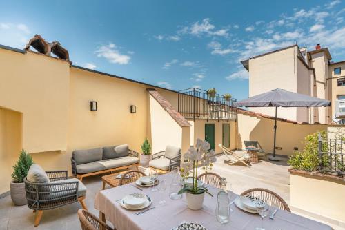 Design Florence Suite with large terrace
