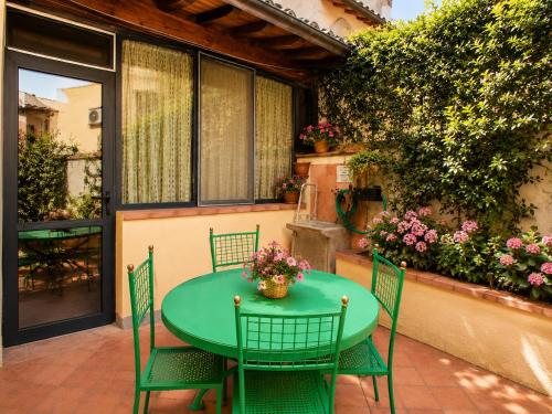 Gmax Guelfa Apartments