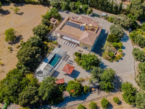 5-Bedroom Algarve Villa with Private Pool