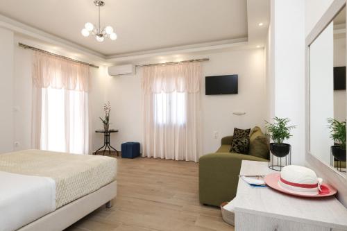 NAXOS MARILENA