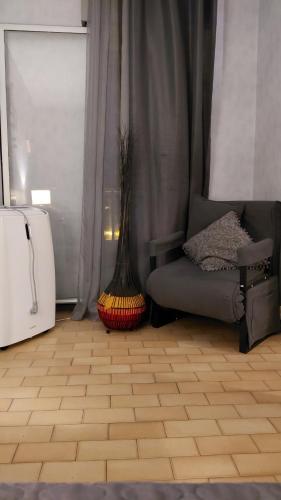 Les pieds dans l eau avec accès piscine privée