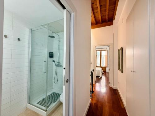 Granada Central 2-Bed Duplex High Speed WiFi