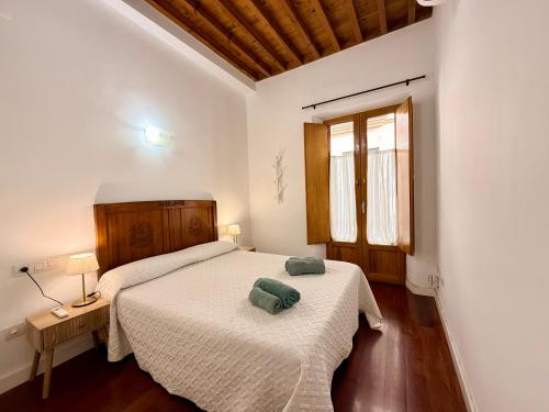 Granada Central 2-Bed Duplex High Speed WiFi